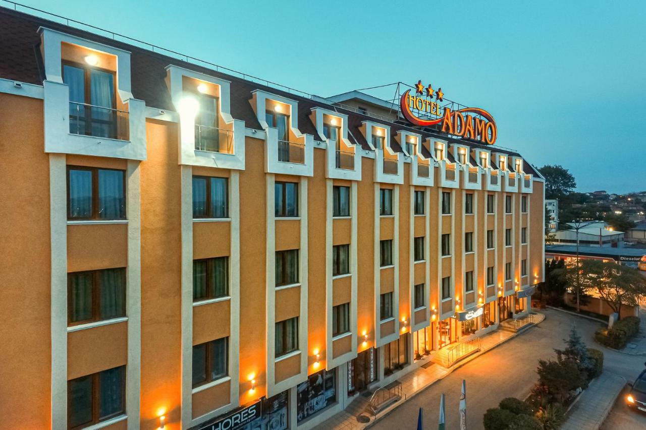 Adamo Hotel Varna Exterior foto